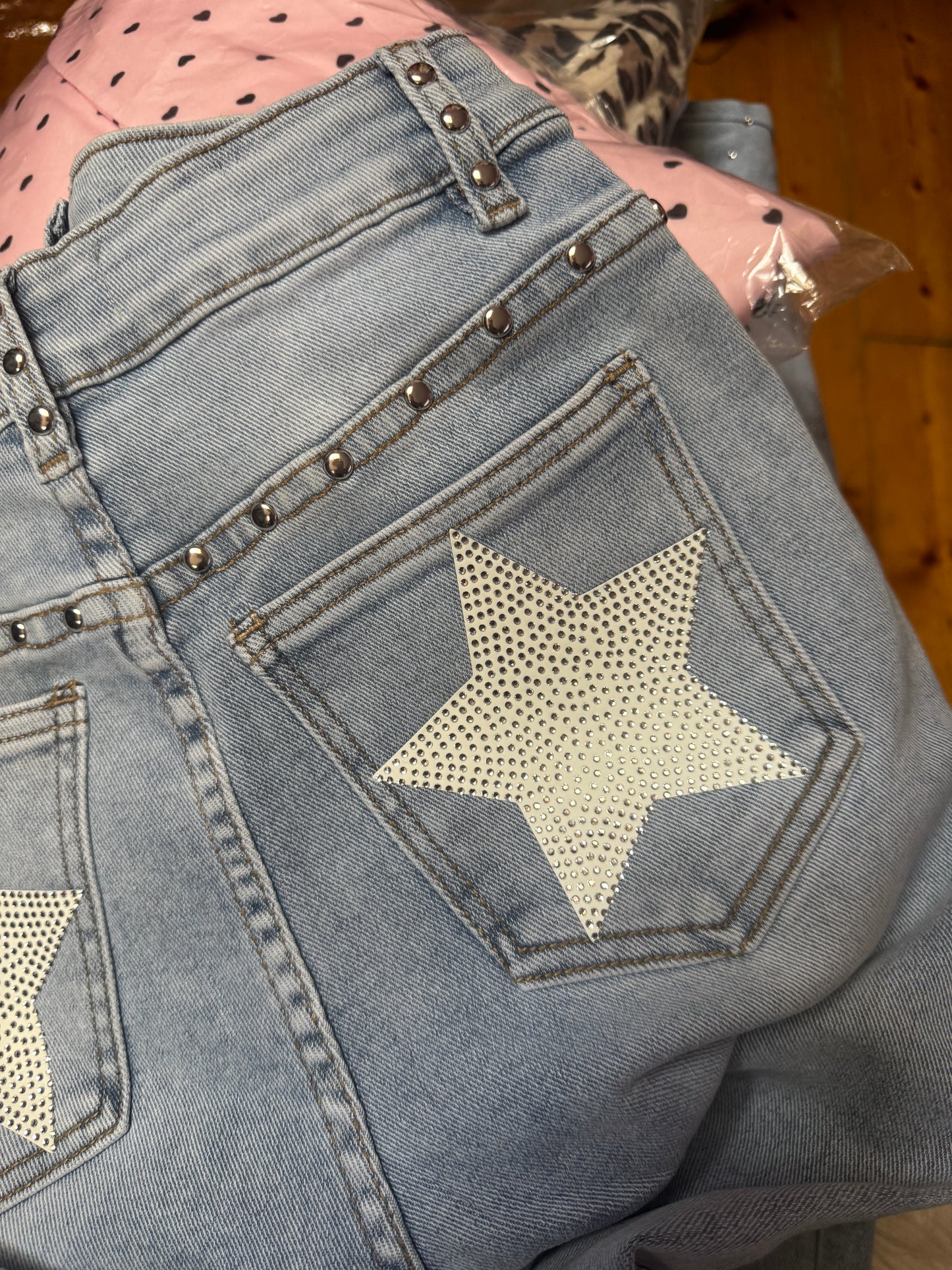 White star patch denim jean