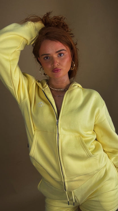 Lemon shorts Yasmine set 80% cotton fleece line set.