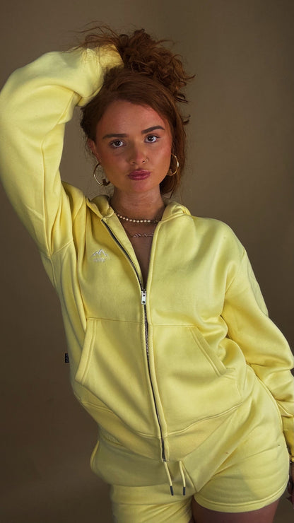 Lemon shorts Yasmine set 80% cotton fleece line set.
