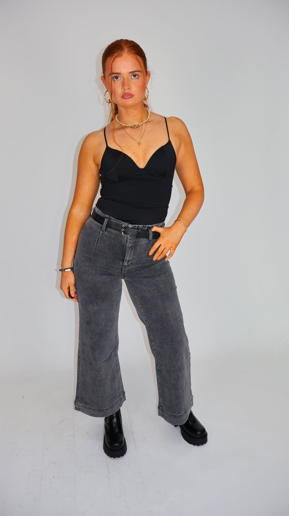 Stephanie Super stretch denim. With belt