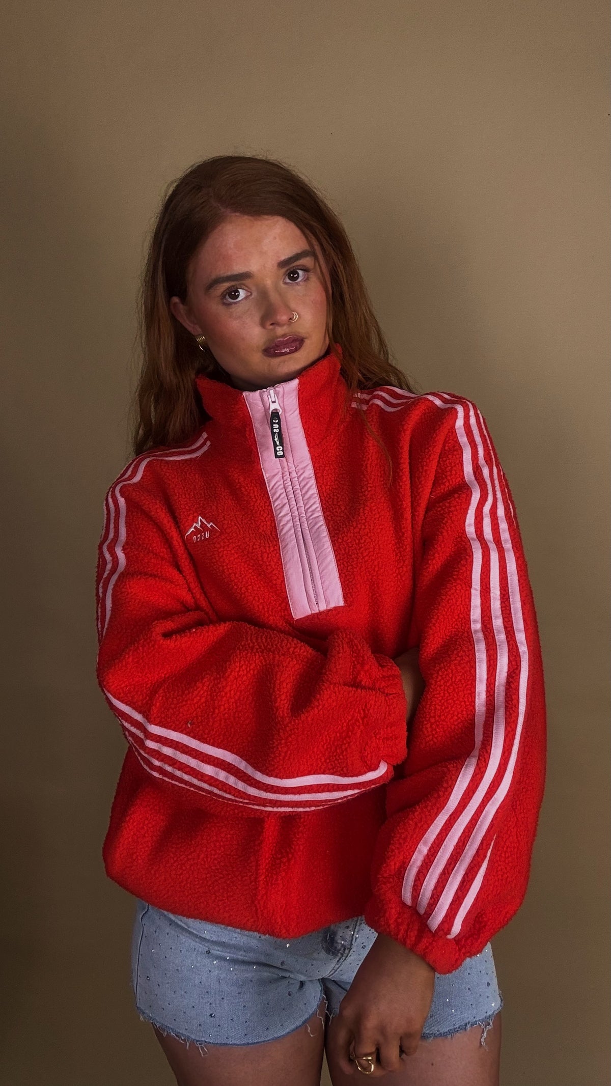 Aine Red/pink fleece. Pockets + drawstring. size down!