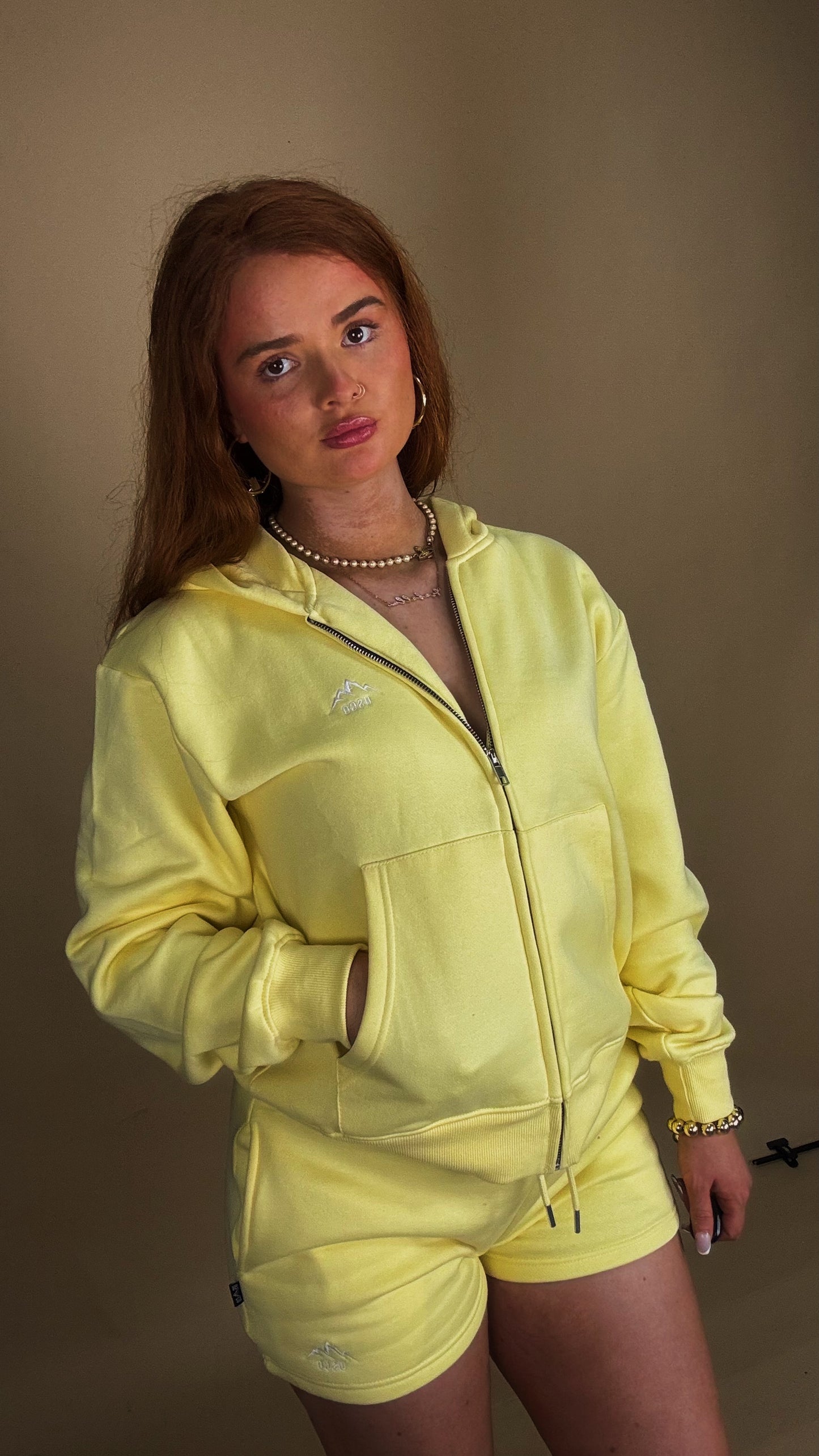Lemon shorts Yasmine set 80% cotton fleece line set.