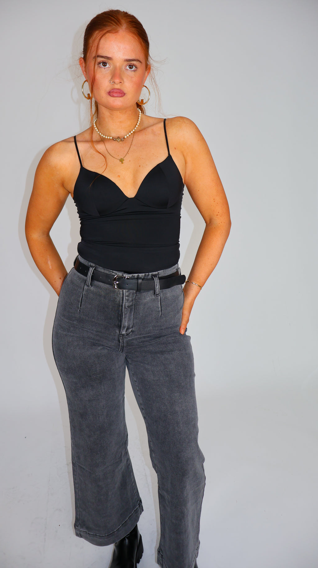 Stephanie Super stretch denim. With belt