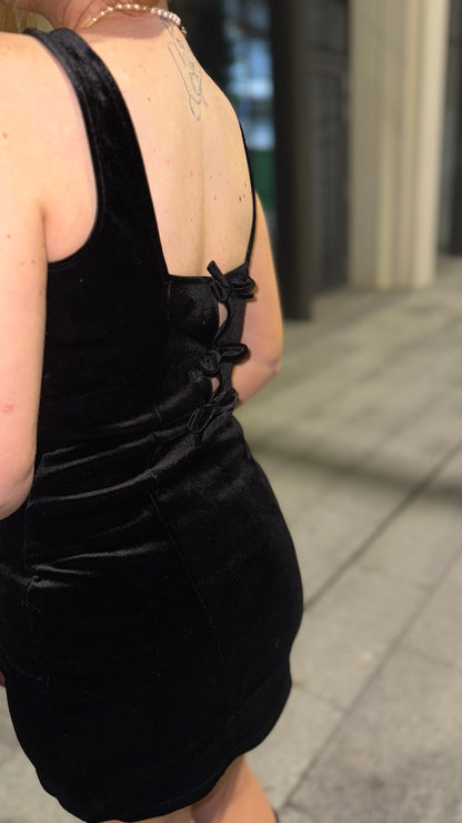 Bobbi Bow Super stretch crushed velvet dress