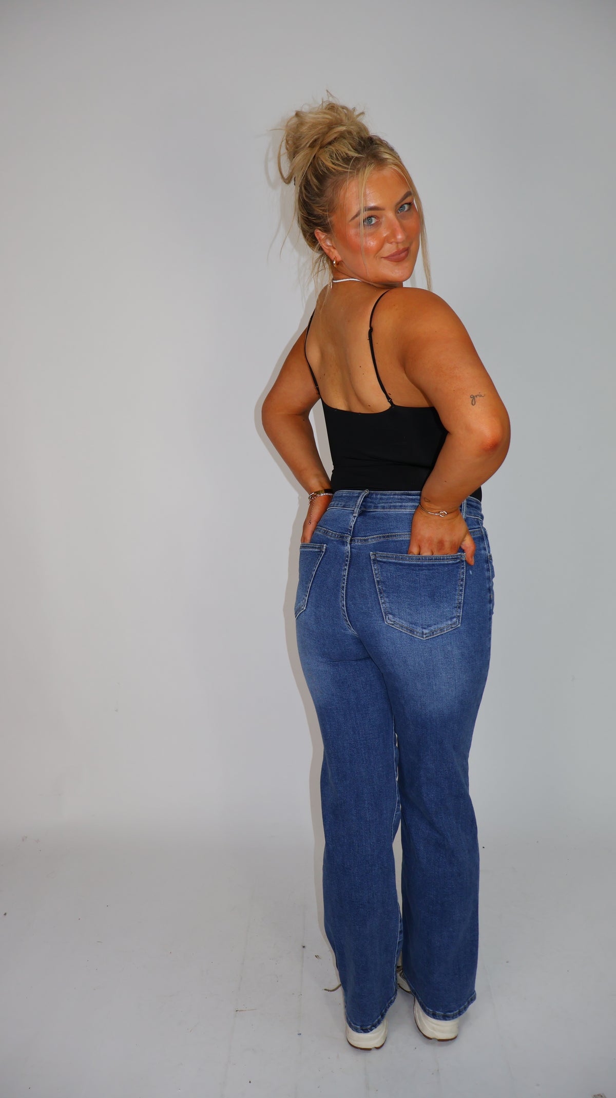 Alix SUPER STRETCHY DENIM JEAN!