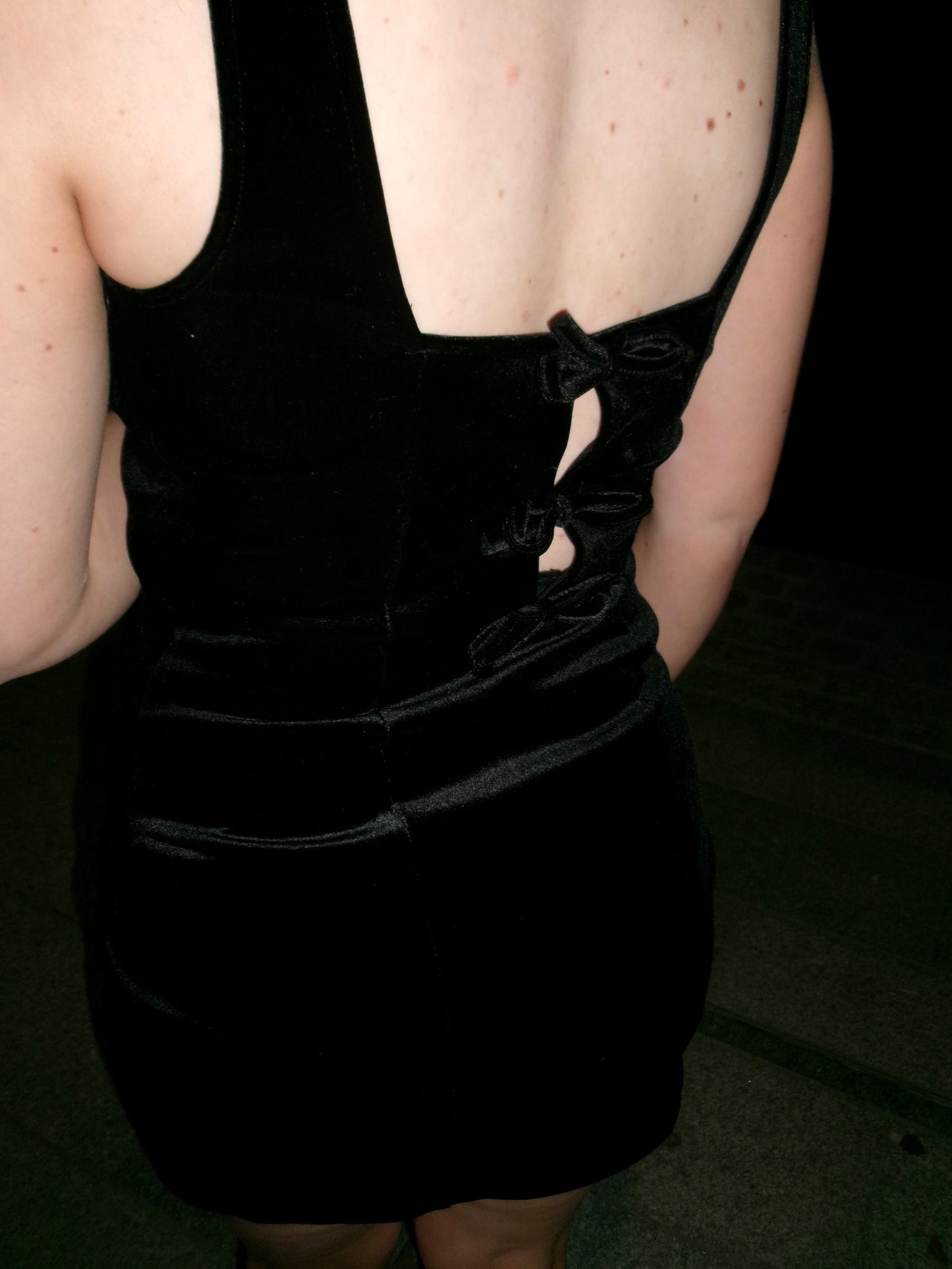 Bobbi Bow Super stretch crushed velvet dress