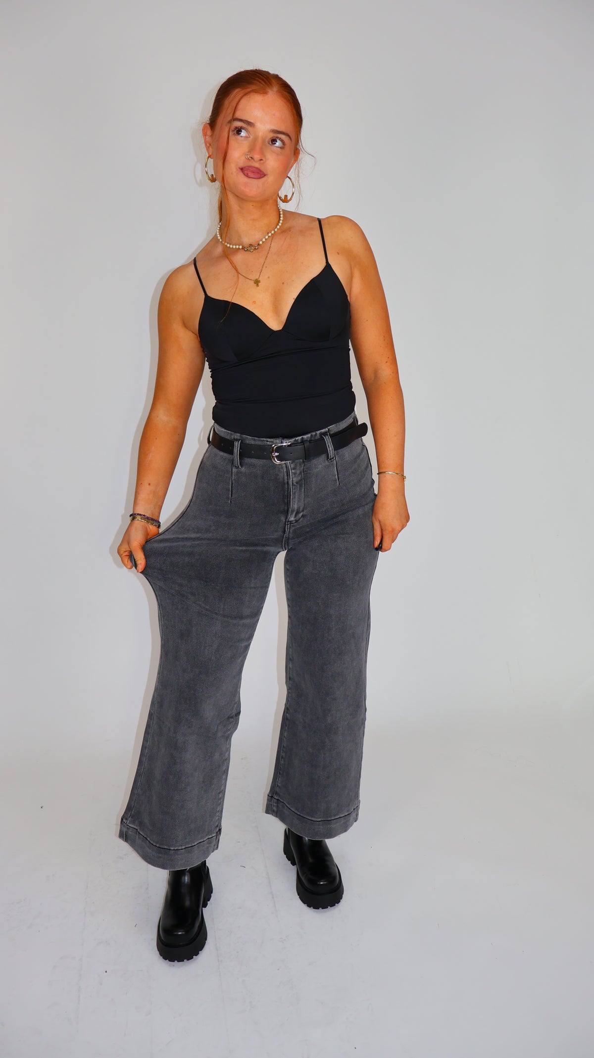 Stephanie Super stretch denim. With belt