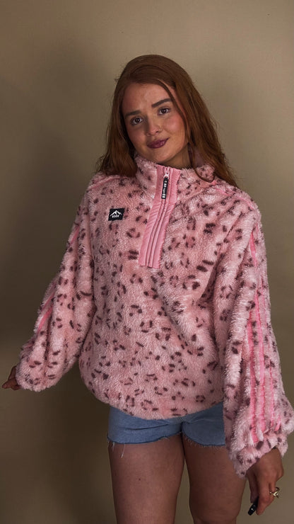 Chelsea Pink leopard fleece. Drawstring + pockets. Size down!