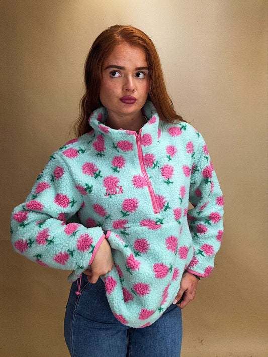 ONE OFF DROP. Peaches KML Limited Edition Fleece. Drawstring & Pockets *outdoor fleece