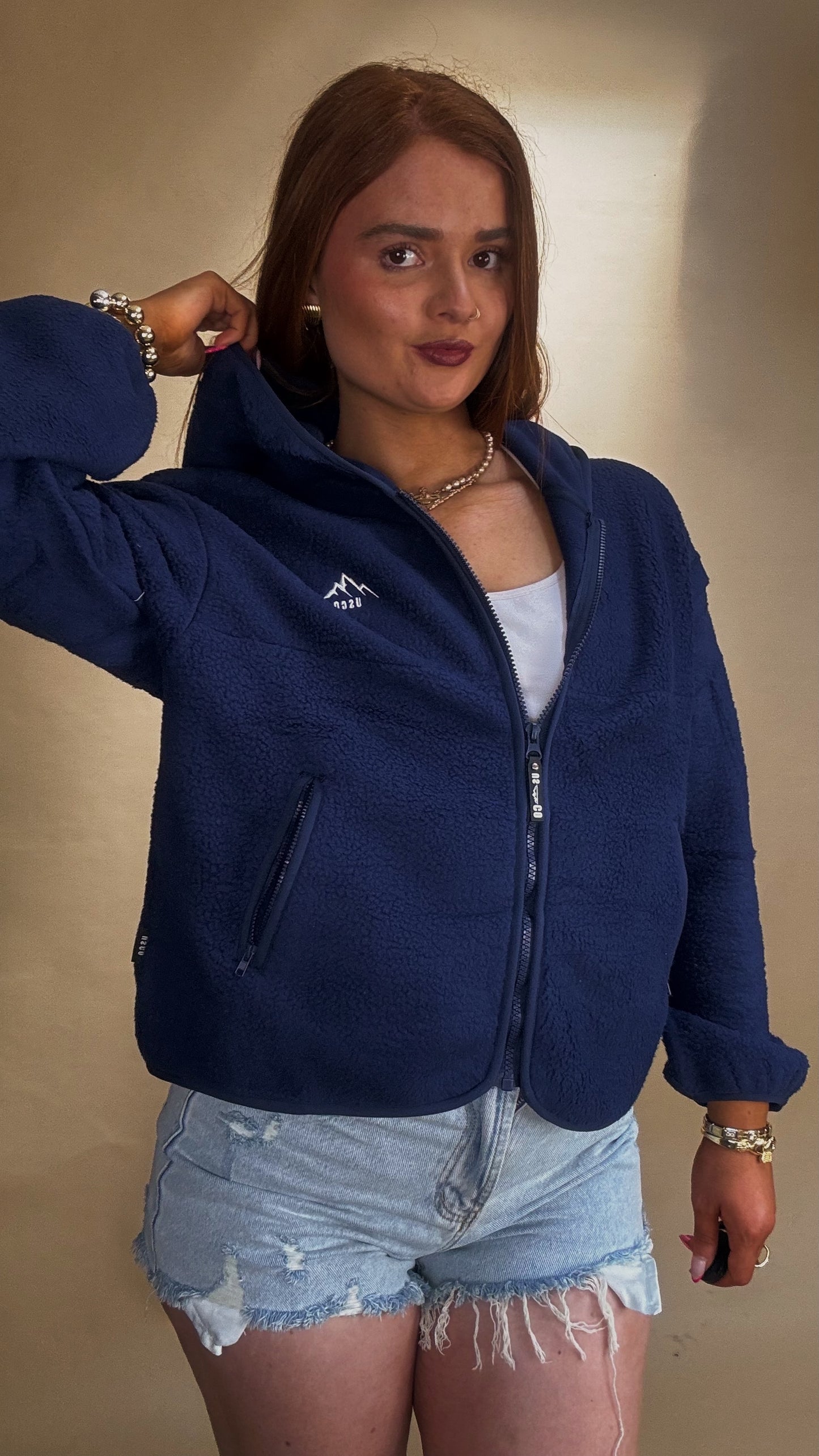 Zendaya fleece (zipped pockets + hood)