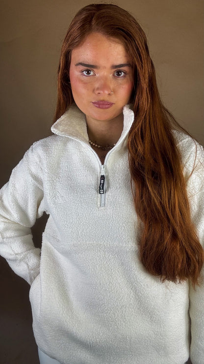 Isla Half Zip + pockets + drawstring