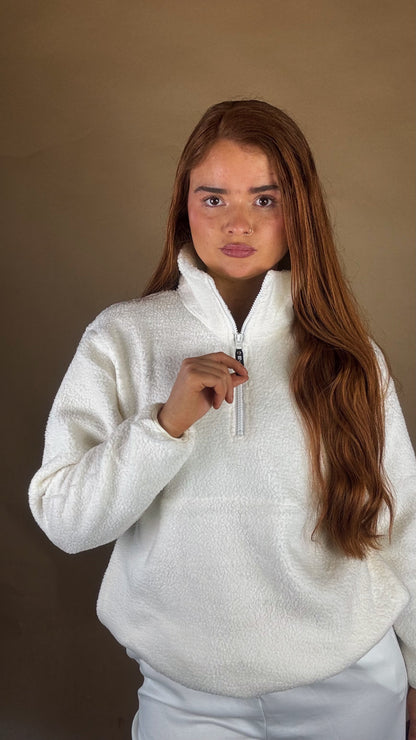 Isla Half Zip + pockets + drawstring