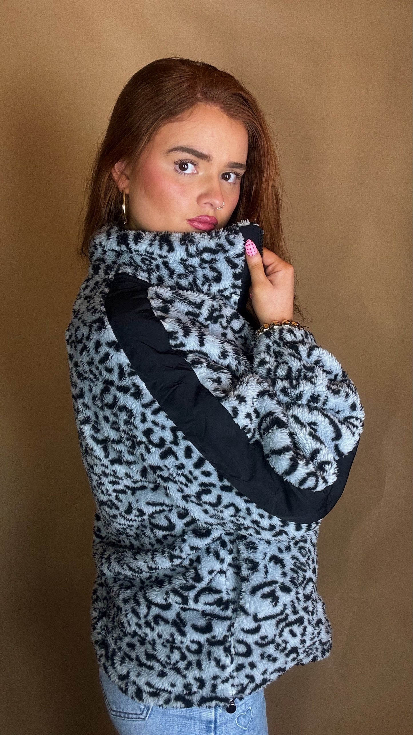 Danielle super soft fleece *size down* Pockets & draw string