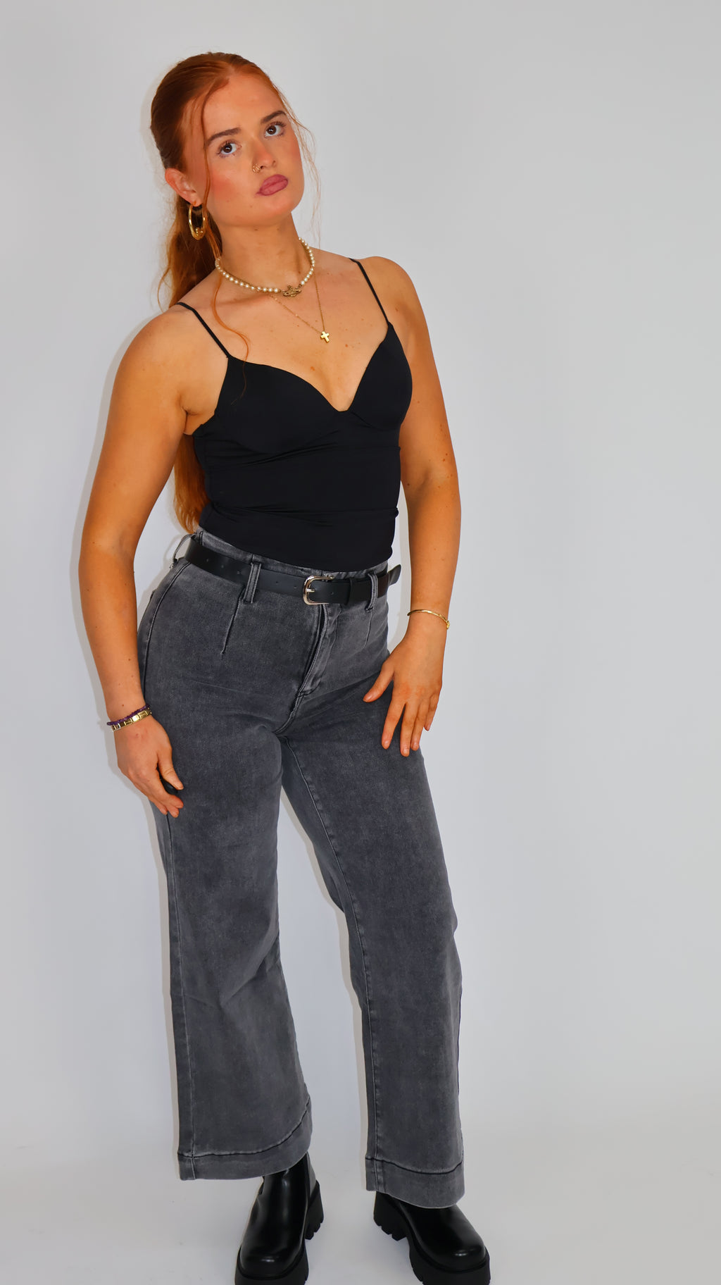 Stephanie Super stretch denim. With belt