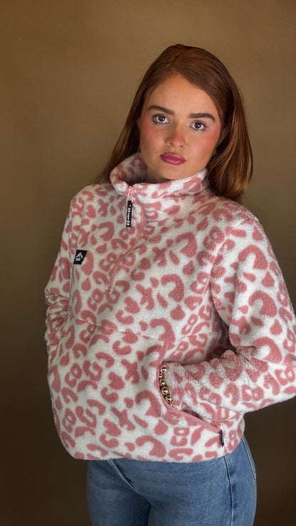 Enya ultra soft fleece. Pockets & draw string