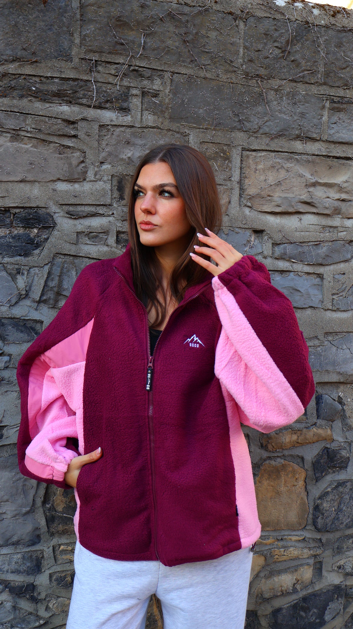 Eireann Ful Zip. Pockets + drawstring