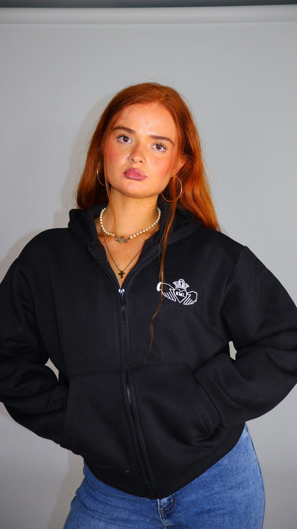 Una Claddagh Fleeced Hoodie.