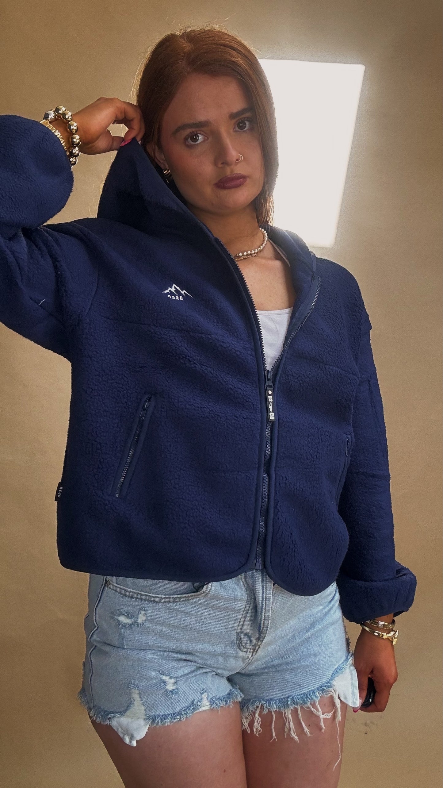 Zendaya fleece (zipped pockets + hood)