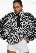 Jasmine Fleece. Pockets + draw string