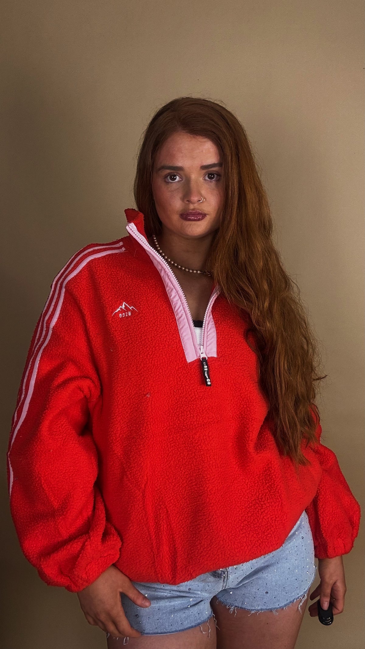Aine Red/pink fleece. Pockets + drawstring. size down!