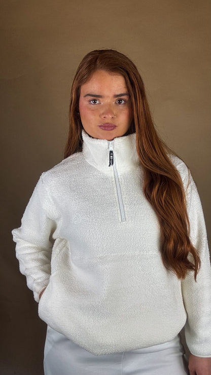Isla Half Zip + pockets + drawstring