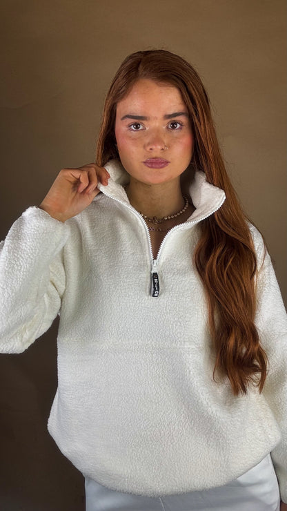 Isla Half Zip + pockets + drawstring
