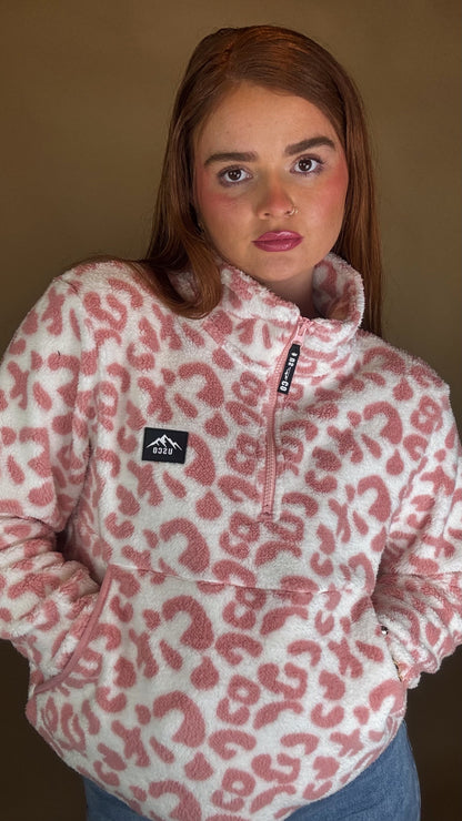 Enya ultra soft fleece. Pockets & draw string