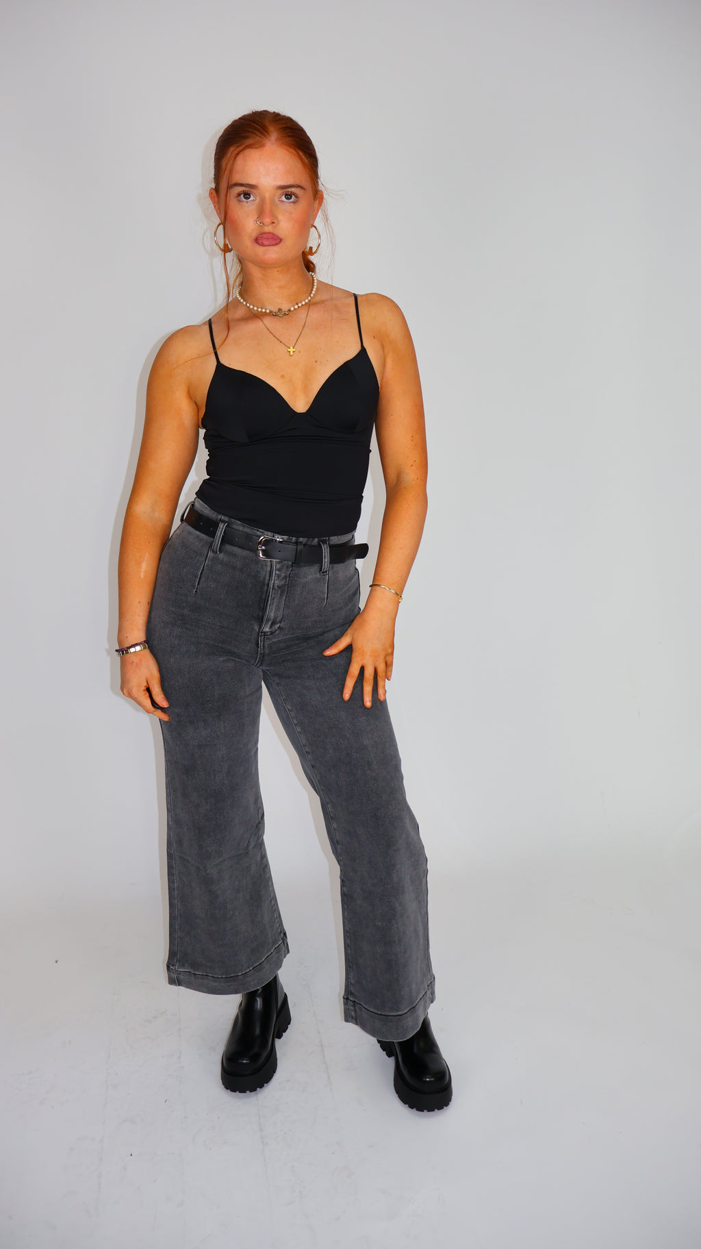 Stephanie Super stretch denim. With belt