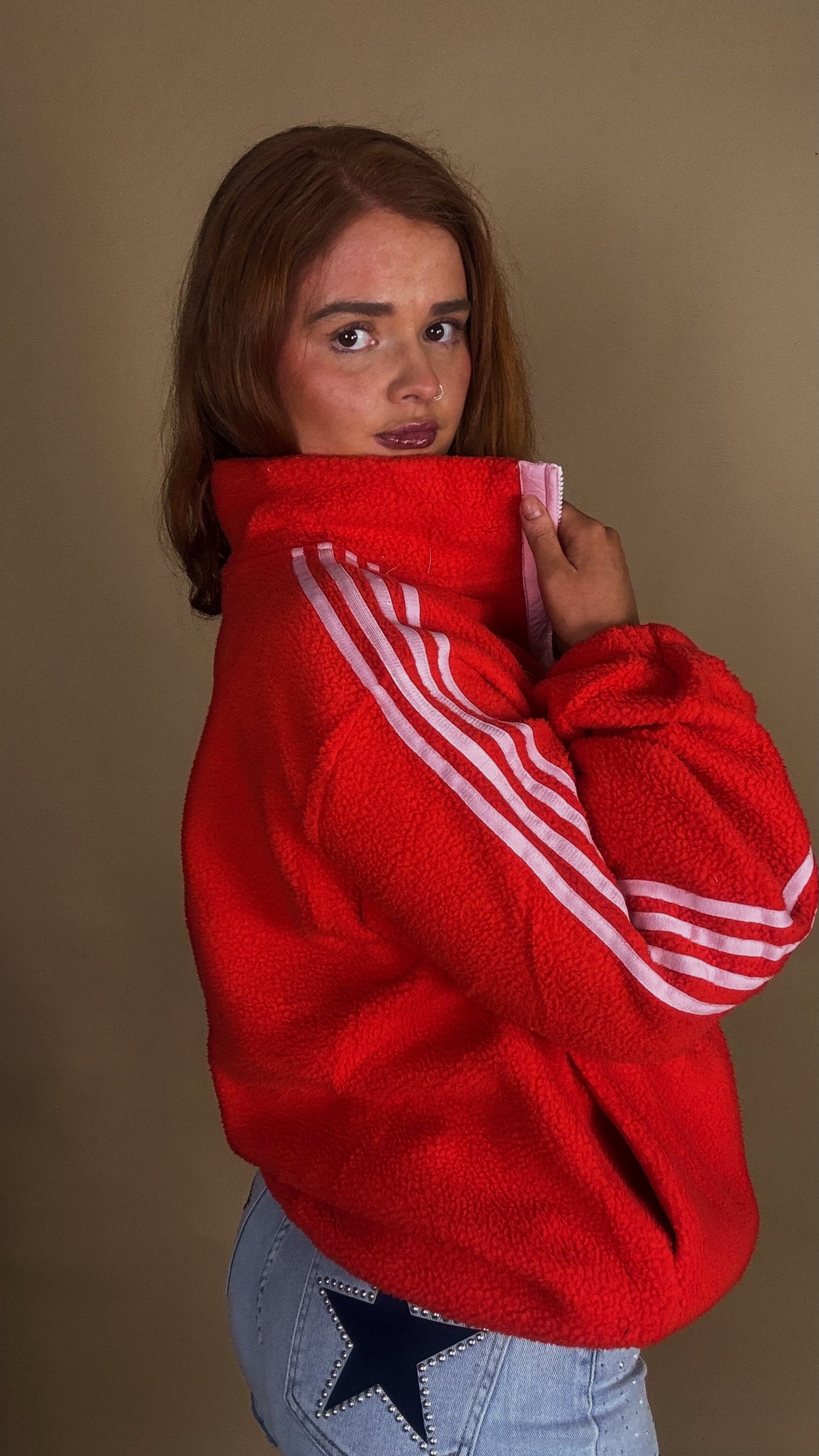 Aine Red/pink fleece. Pockets + drawstring. size down!