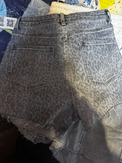 Niki Leopard skort stretch