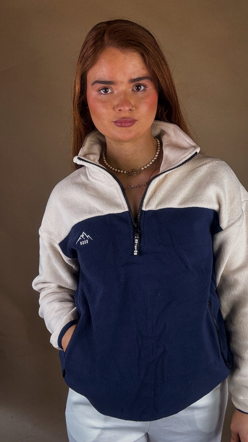 Alia Fleece (with zipped pockets)