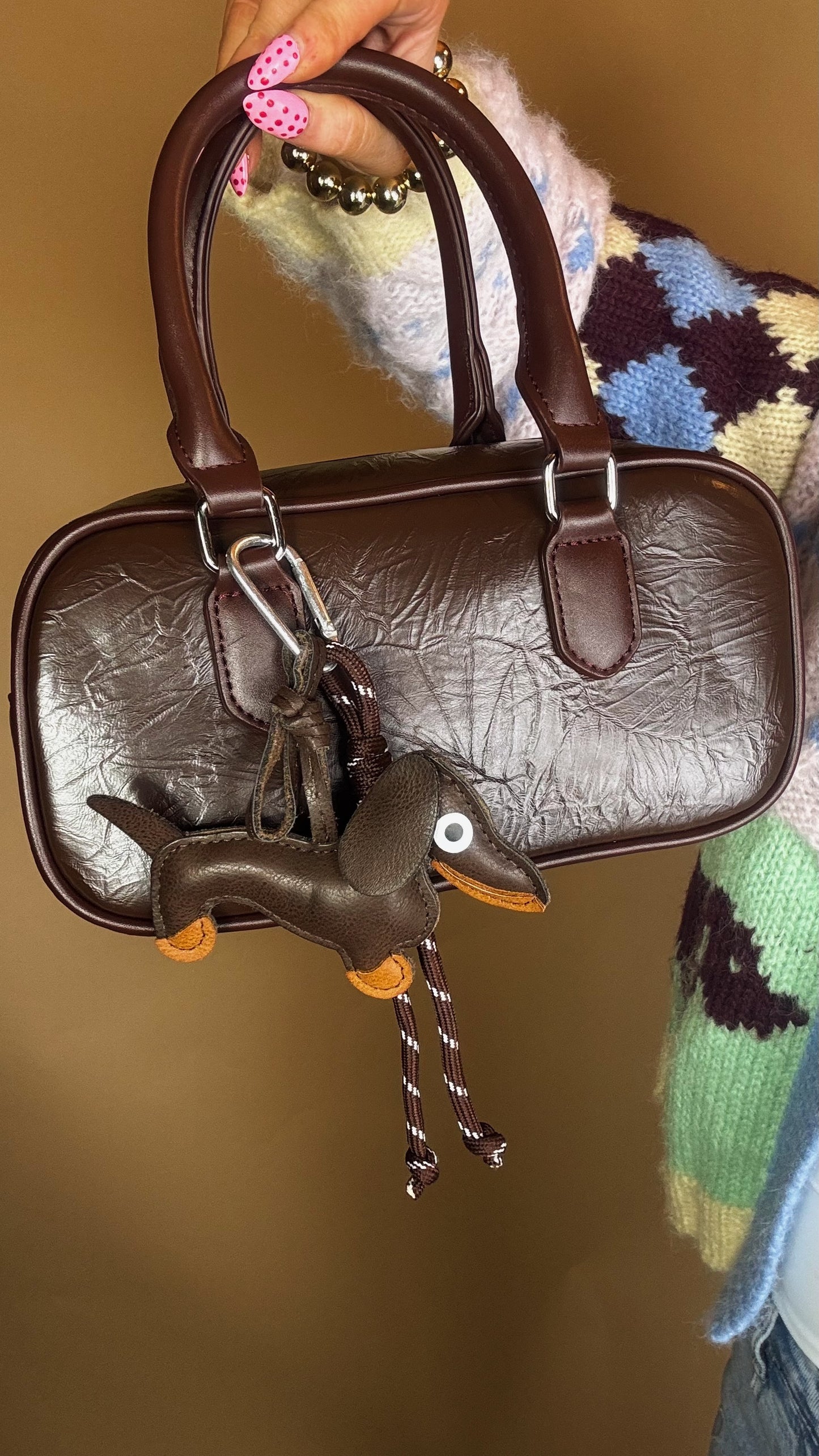 Lulu Exclusive Dachshund Bag (including a cross body strap)